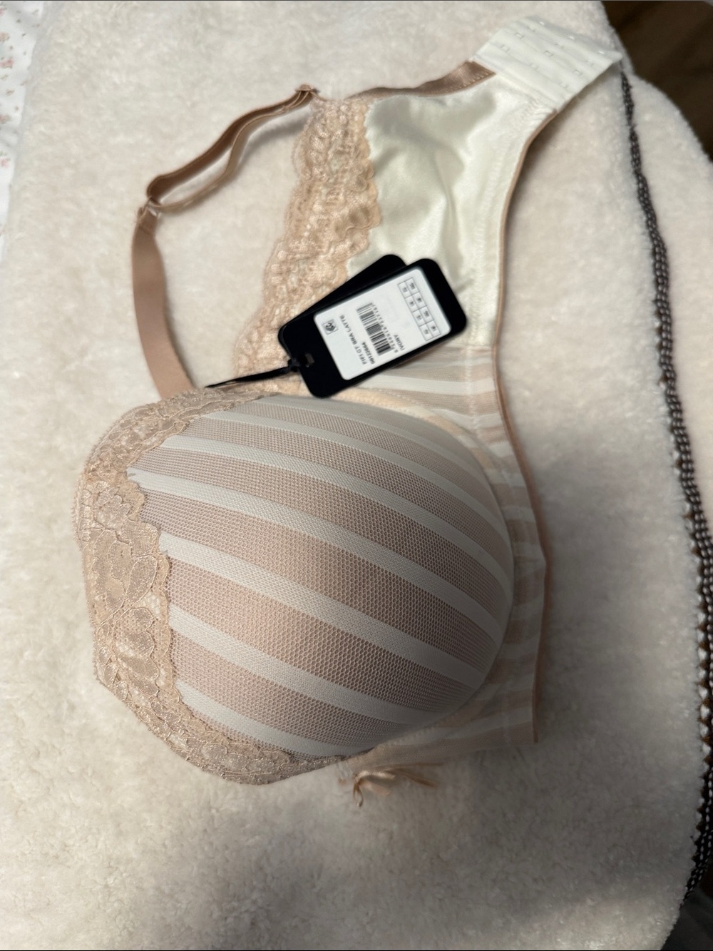 Lace-Trim T-Shirt Bra in Nude